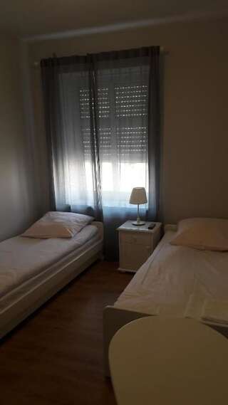 Отели типа «постель и завтрак» Kamieniczka Нидзица Двухместный номер с 1 кроватью и собственной ванной комнатой-8